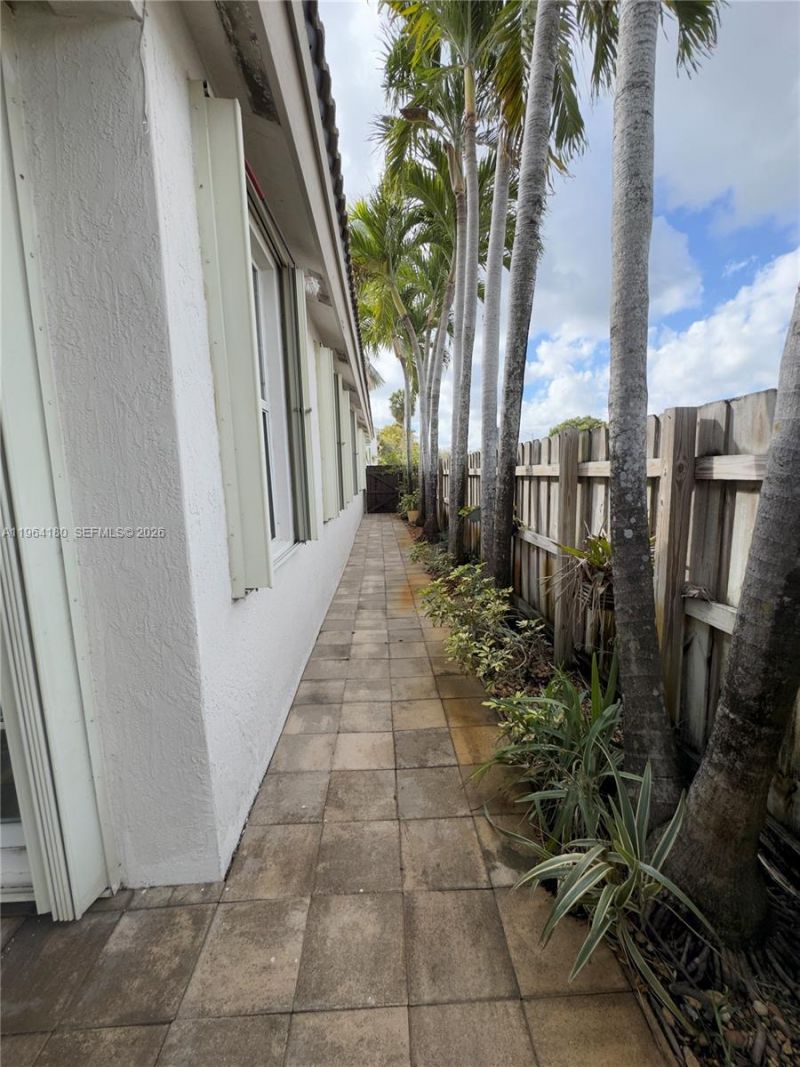 11177 NW 79th Ln, Doral, FL 33178 Photo