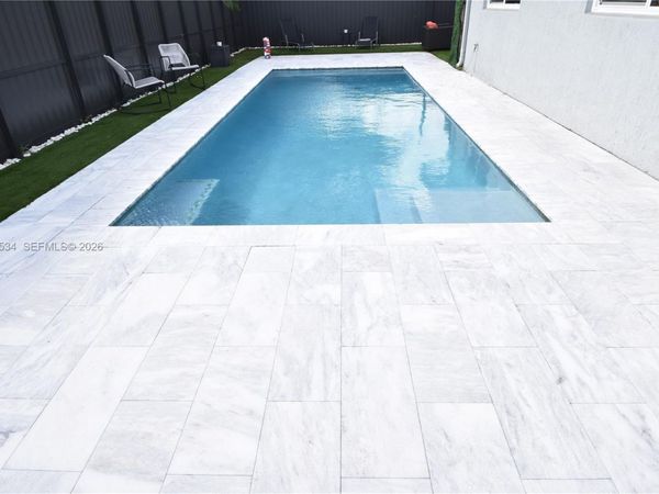 630 N 66th Ave , Hollywood, FL 33024