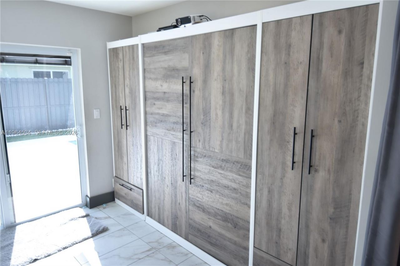 630 N 66th Ave , Hollywood, FL 33024 Photo