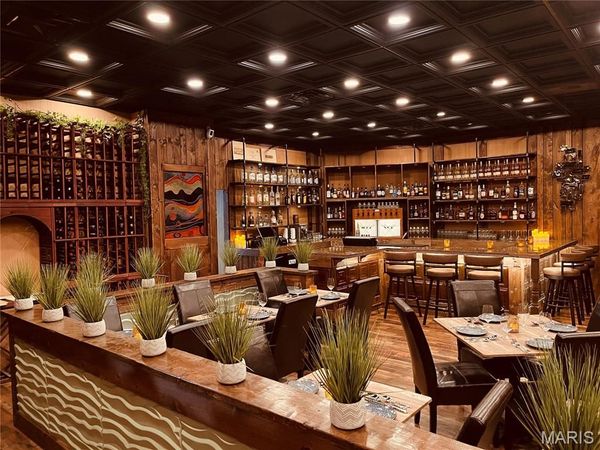 21021 Dove Road , Lebanon, MO 65536