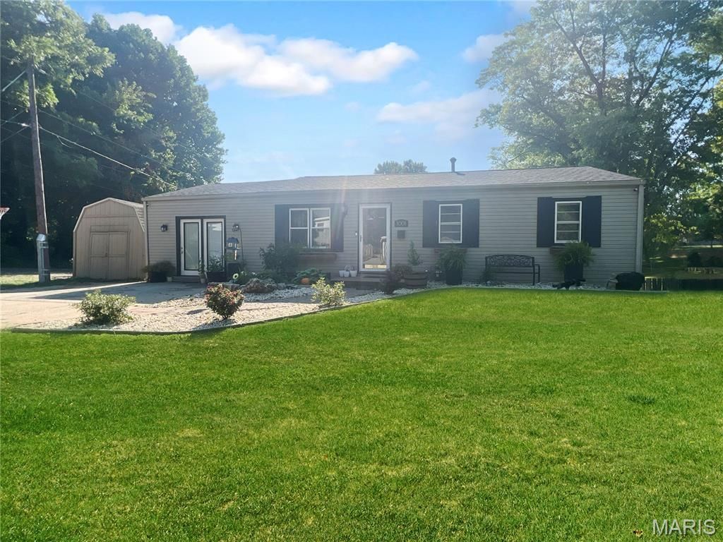 1001 Virginia Street, Collinsville, IL 62234 Main Photo