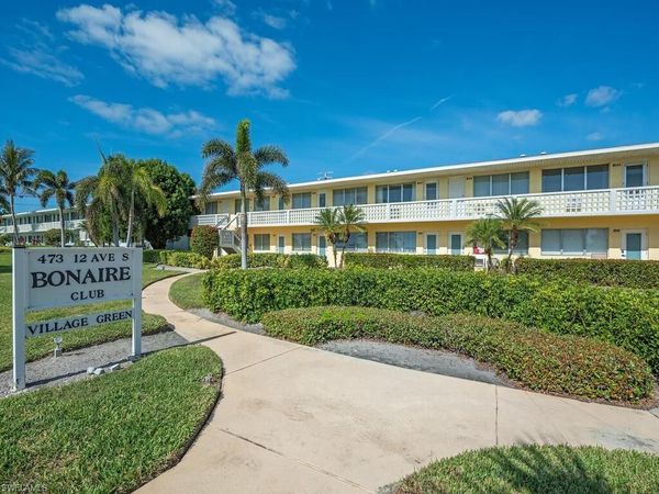 473 12th AVE S, Unit B13, NAPLES, FL 34102