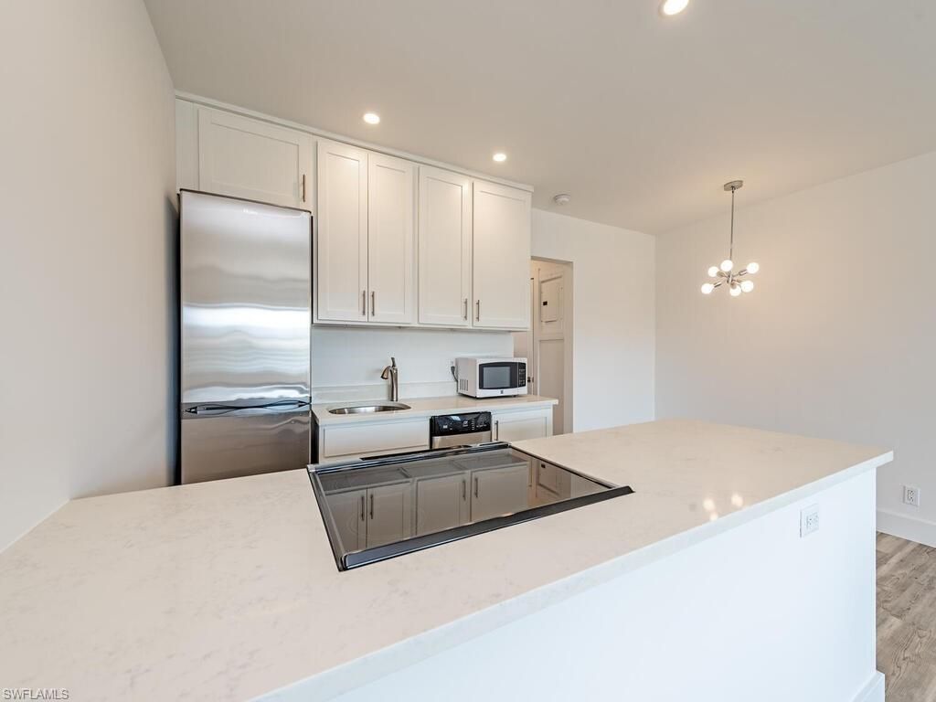 473 12th Ave S, Unit B13, Naples, FL 34102 Photo