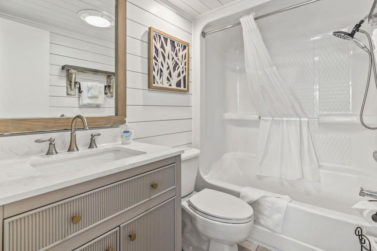 161 Seawatch Dr.  Photo 23