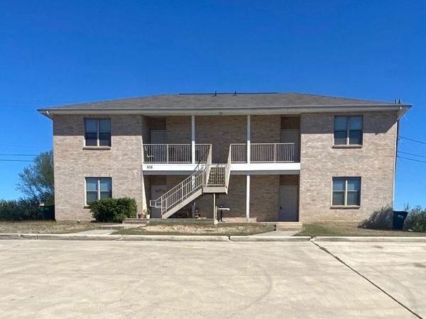 506 Dukeway, Unit 3, Universal City, TX 78148