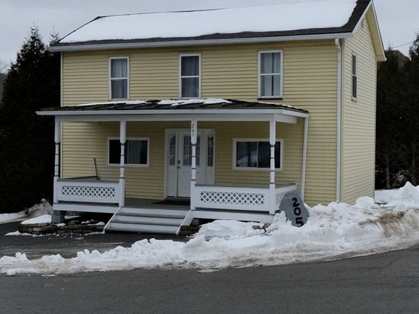205 1st St, East Brady, PA 16028