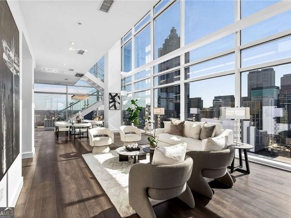 45 Ivan Allen Junior Boulevard NW, Unit 2705, Atlanta, GA 30308