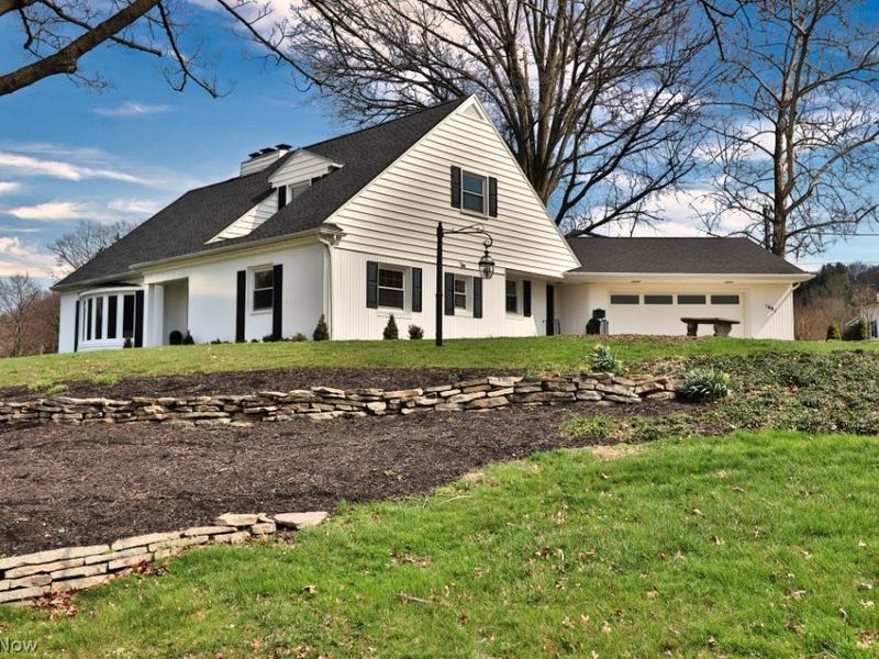 1691 Knob Hill Drive, Coshocton, OH 43812 Photo 3