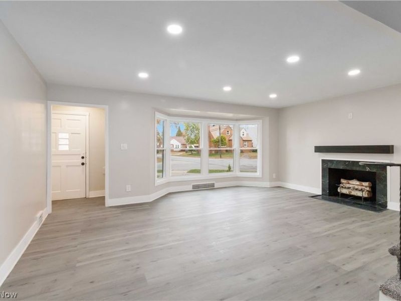 3850 Colony Road, South Euclid, OH 44118 Photo 3