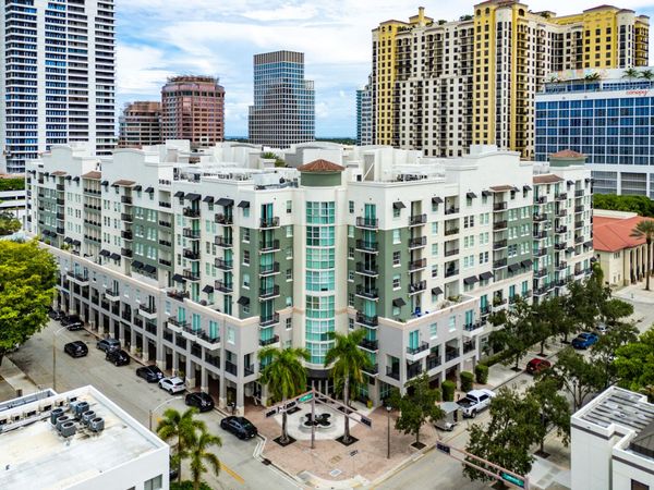 600 S Dixie Highway, Unit 735, West Palm Beach, FL 33401