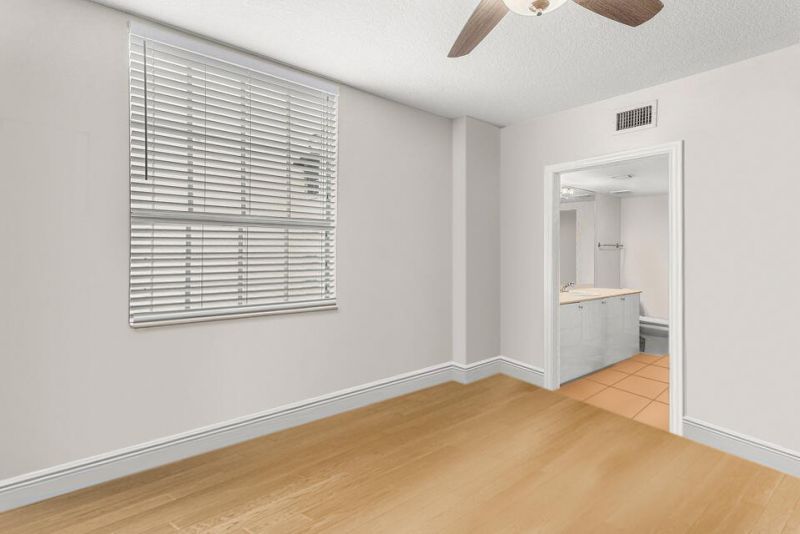 600 S Dixie Highway, Unit 735, West Palm Beach, FL 33401 Photo