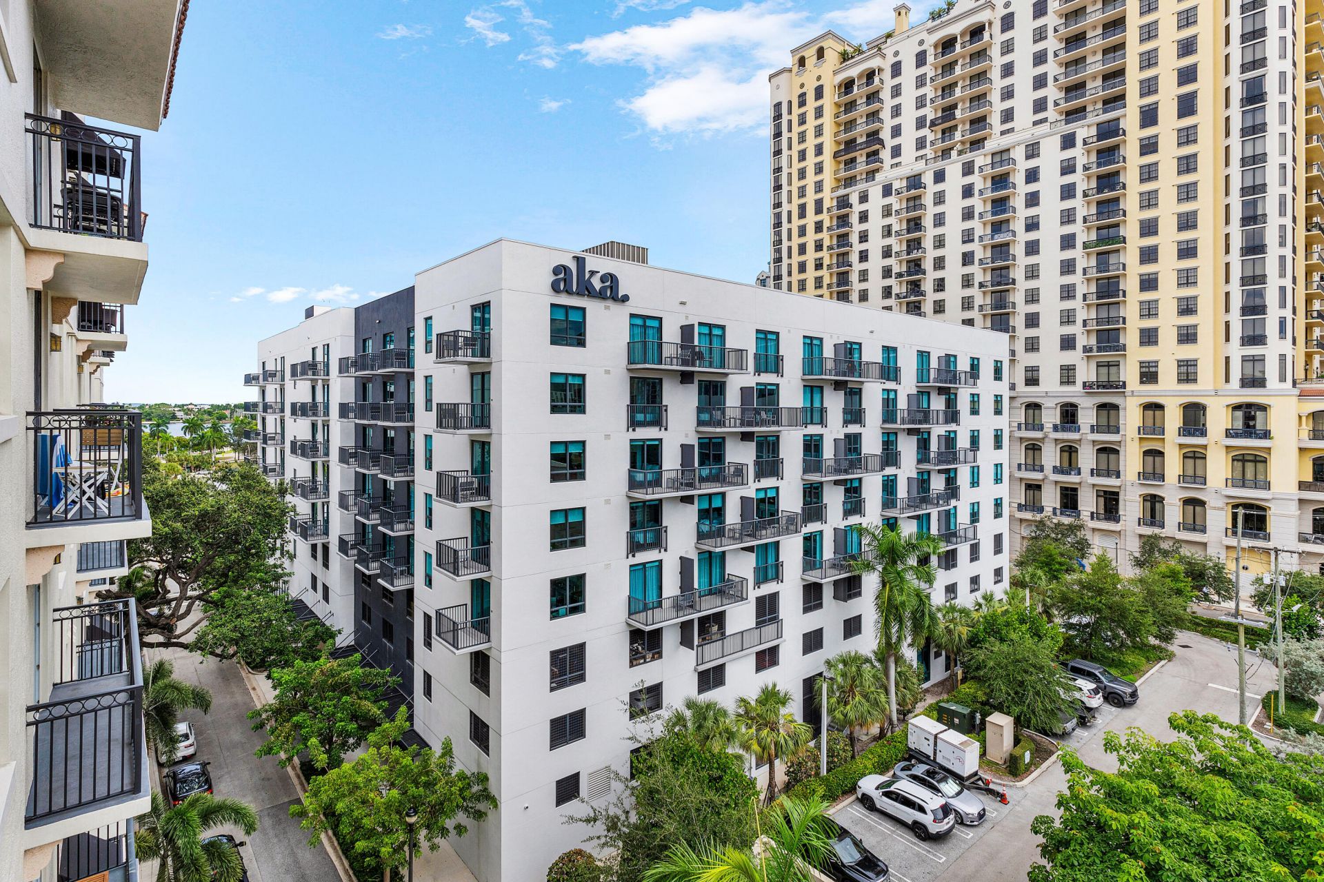 600 S Dixie Highway, Unit 735, West Palm Beach, FL 33401 Photo