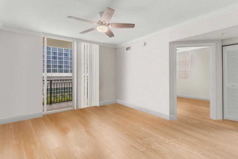 600 S Dixie Highway, Unit 735, West Palm Beach, FL 33401 Photo