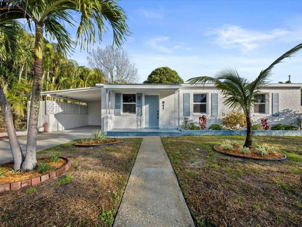841 Highland Drive, West Palm Beach, FL 33405