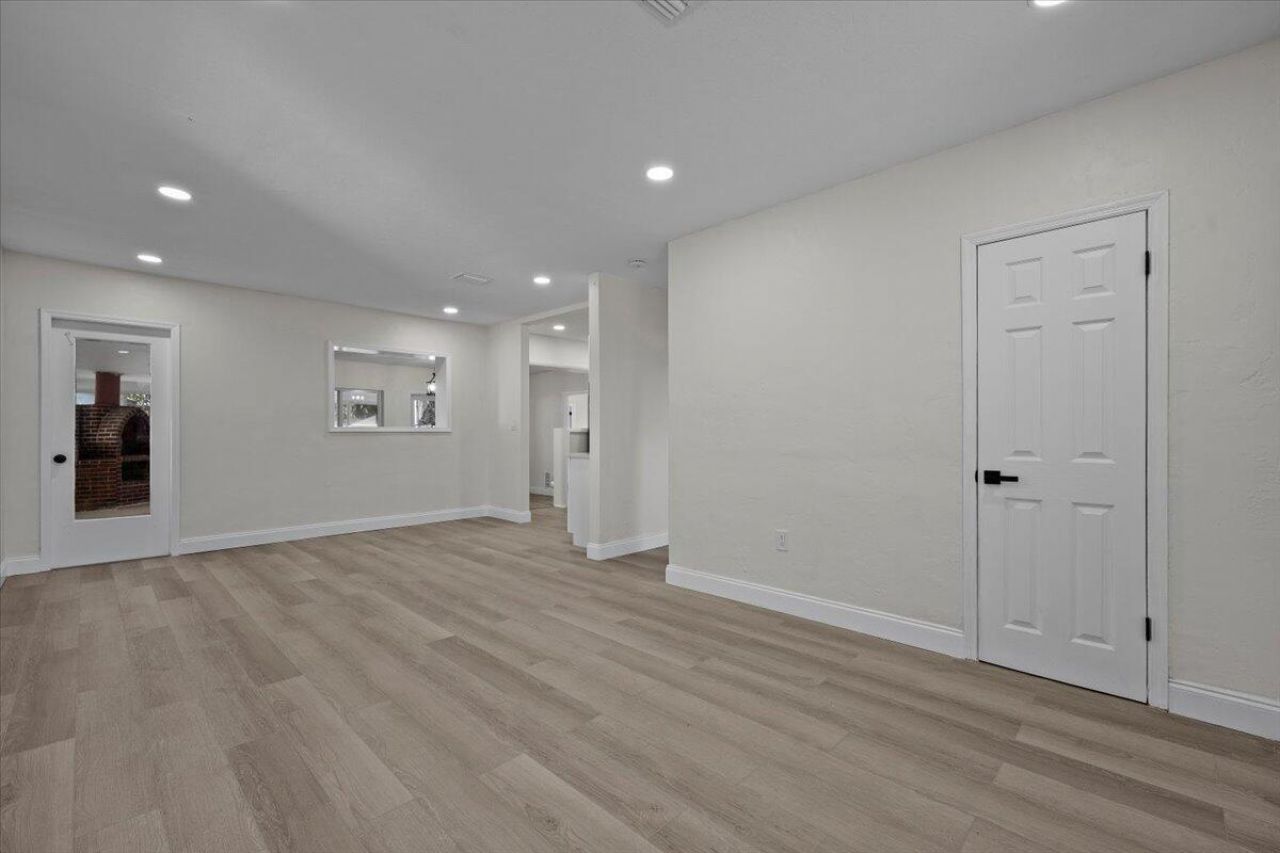 841 Highland Drive, West Palm Beach, FL 33405 Photo