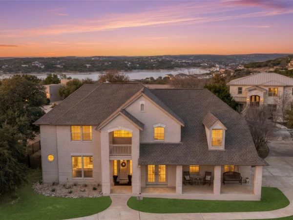 18702 Venture DR, Point Venture, TX 78645