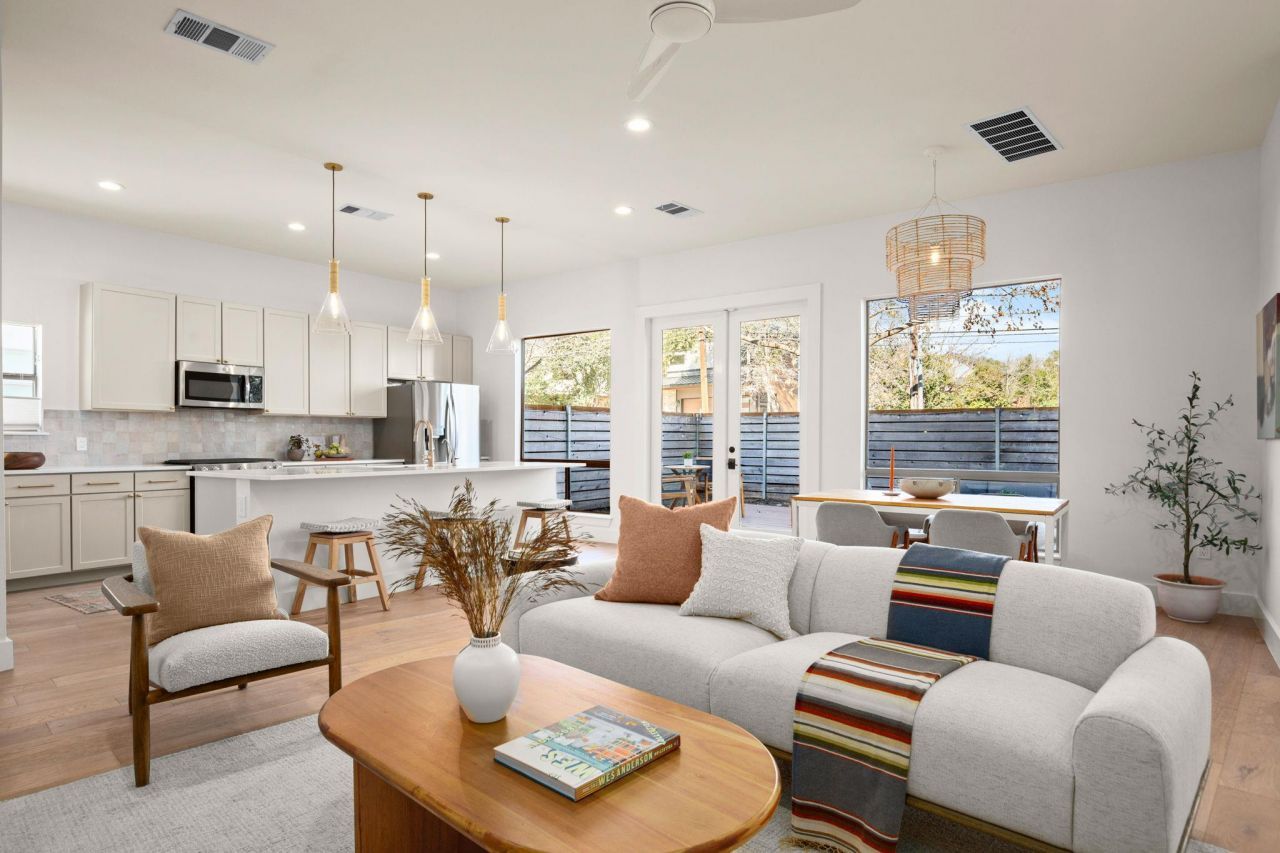 2205 Thornton Rd, Unit A, Austin, TX 78704 Main Photo