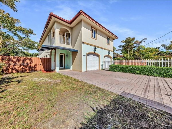 4025 SW 10th St, Miami, FL 33134