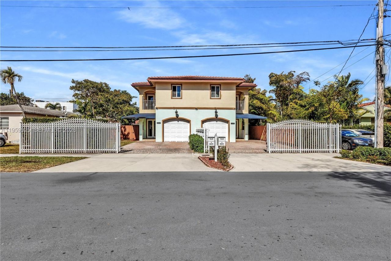 4025 SW 10th St, Miami, FL 33134 Photo