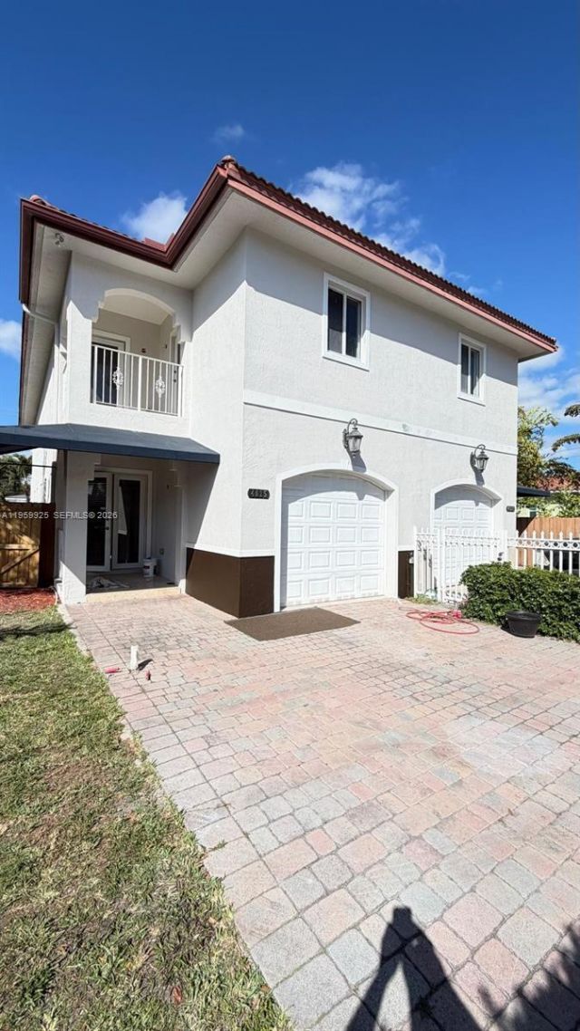 4025 SW 10th St, Miami, FL 33134 Photo