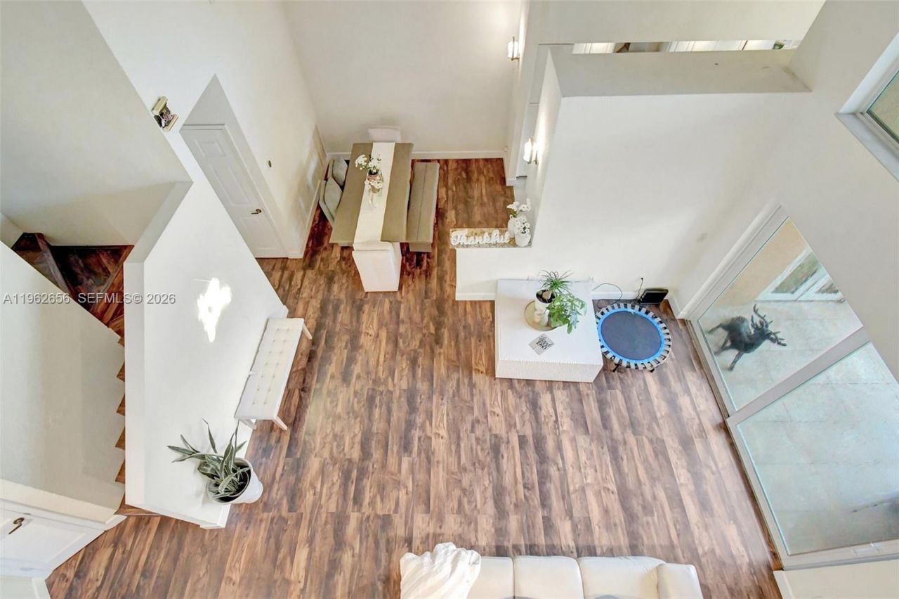 16339 Malibu Dr, Unit 22, Weston, FL 33326 Photo