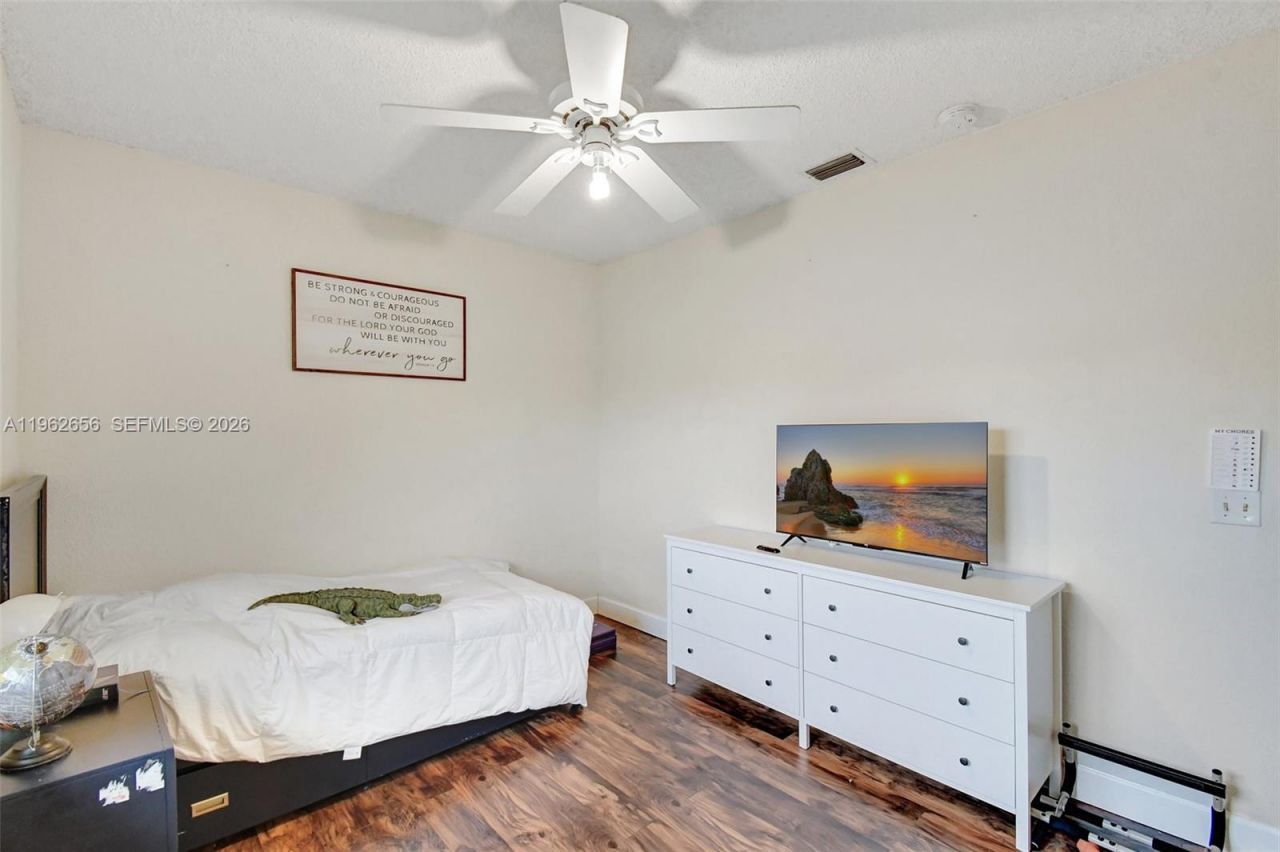 16339 Malibu Dr, Unit 22, Weston, FL 33326 Photo