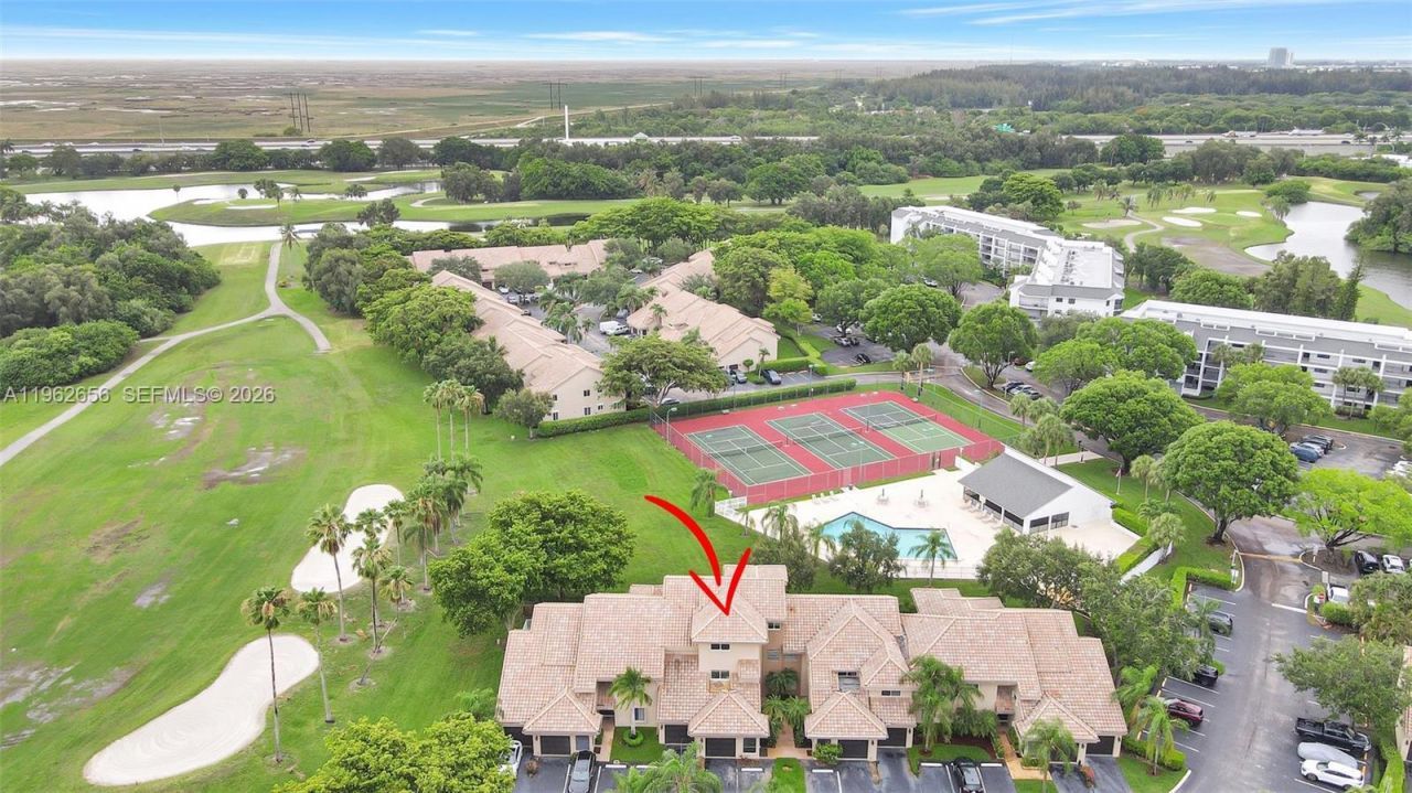 16339 Malibu Dr, Unit 22, Weston, FL 33326 Photo