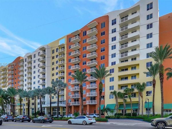 18800 NE 29th Ave, Unit 517, Aventura, FL 33180