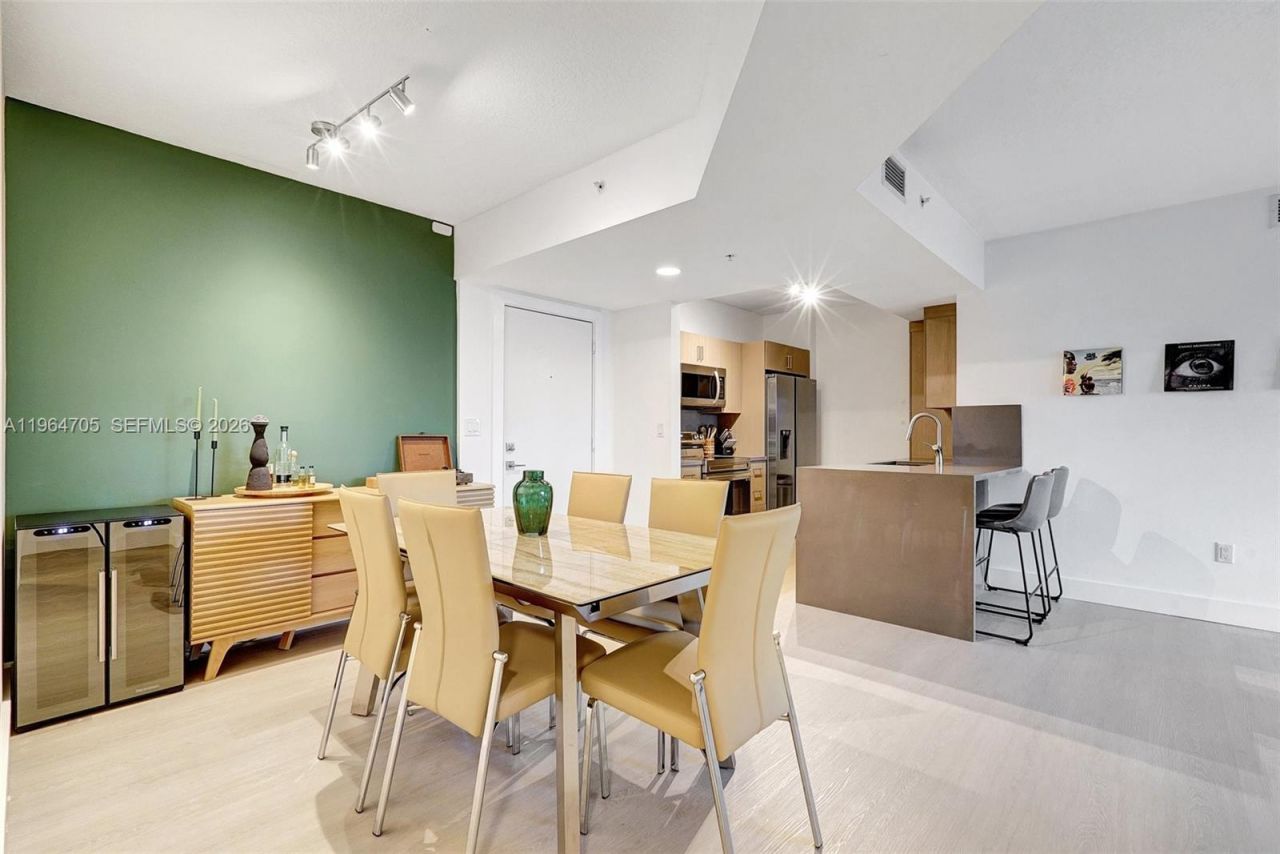 18800 NE 29th Ave, Unit 517, Aventura, FL 33180 Photo