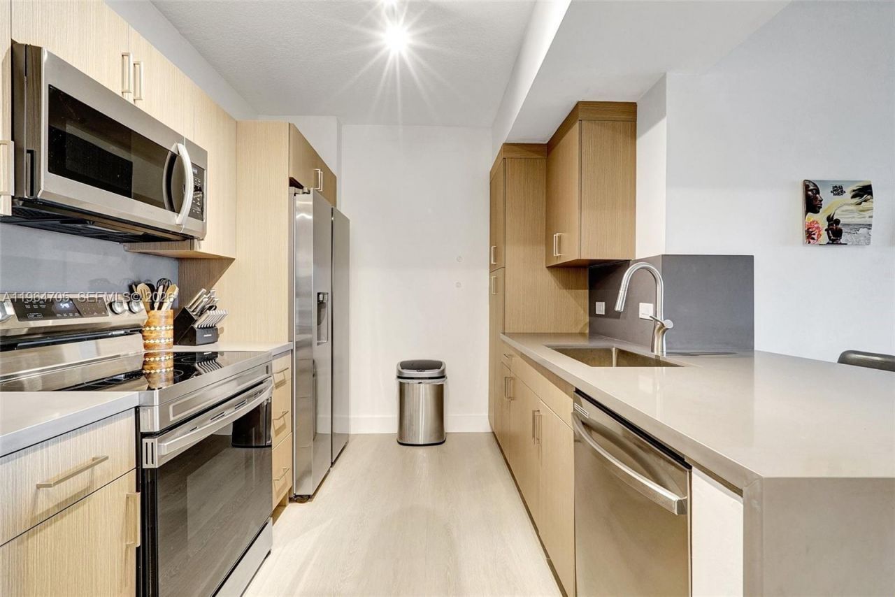 18800 NE 29th Ave, Unit 517, Aventura, FL 33180 Photo