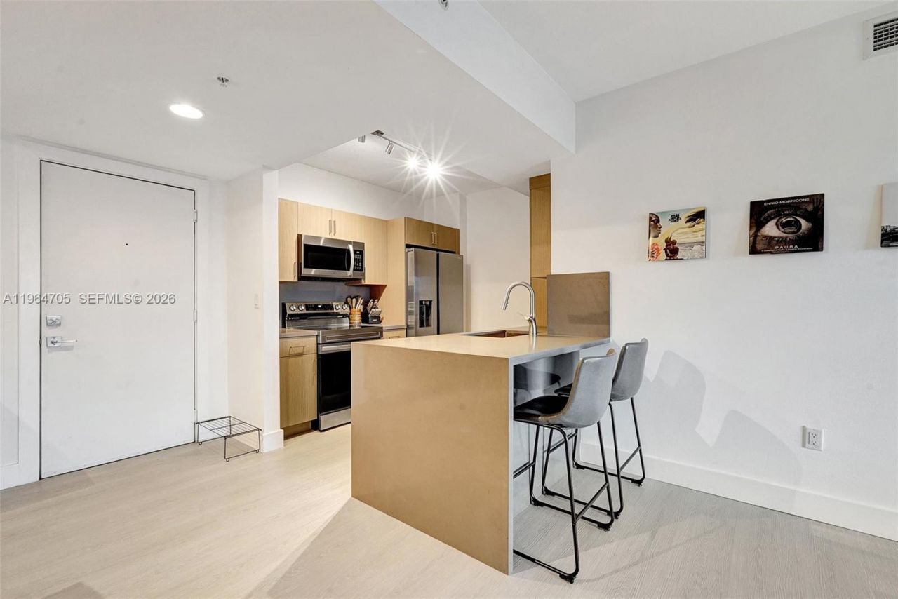 18800 NE 29th Ave, Unit 517, Aventura, FL 33180 Photo