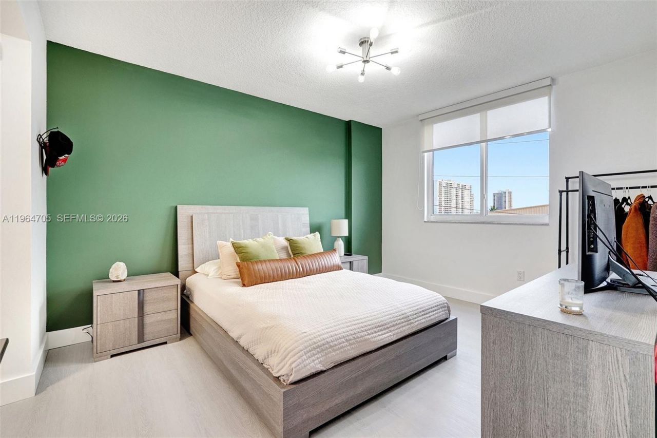 18800 NE 29th Ave, Unit 517, Aventura, FL 33180 Photo