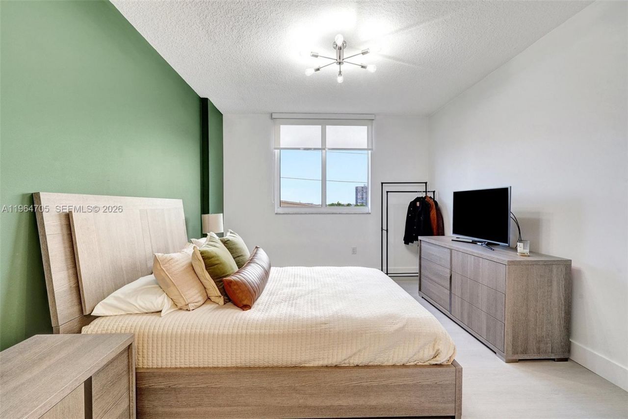 18800 NE 29th Ave, Unit 517, Aventura, FL 33180 Photo