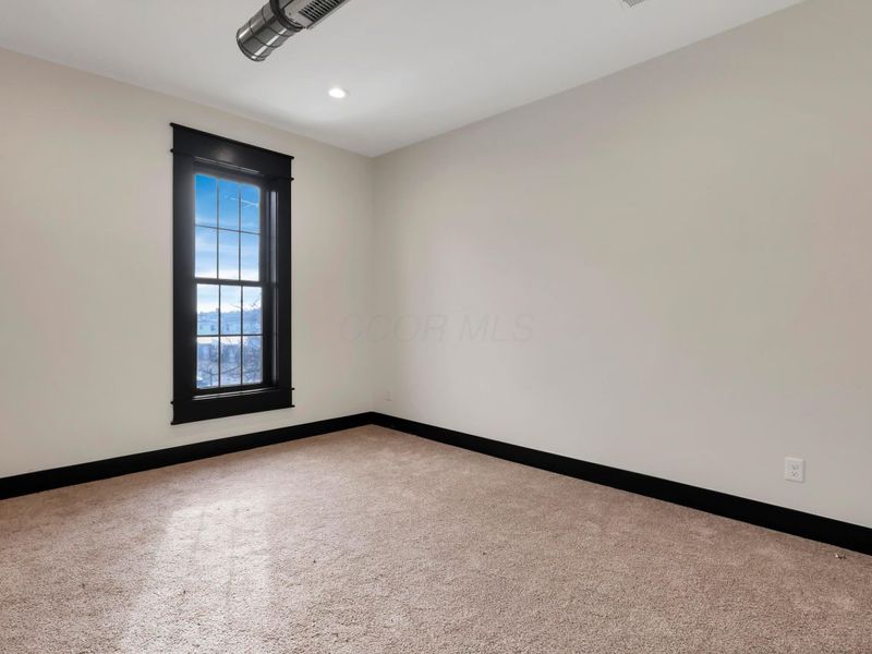 530-532 N Columbus Street , Lancaster, OH 43130 Photo 16