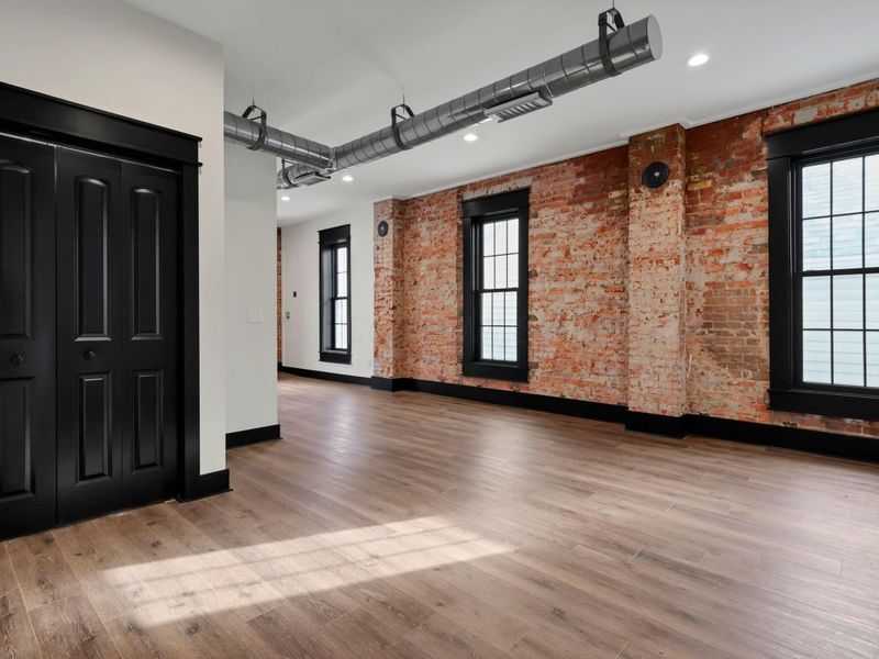 530-532 N Columbus Street , Lancaster, OH 43130 Photo 3