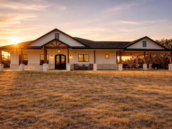 705 Indian Hills Road , Gatesville, TX 76528