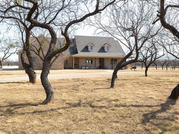 213 Crooked Creek Road, Abilene, TX 79602