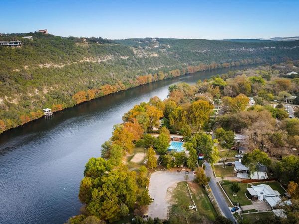 2703 De Soto DR, Austin, TX 78733