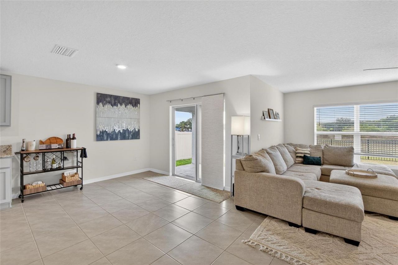 7511 Rosewood Garden Loop, Tampa, FL 33637 Photo