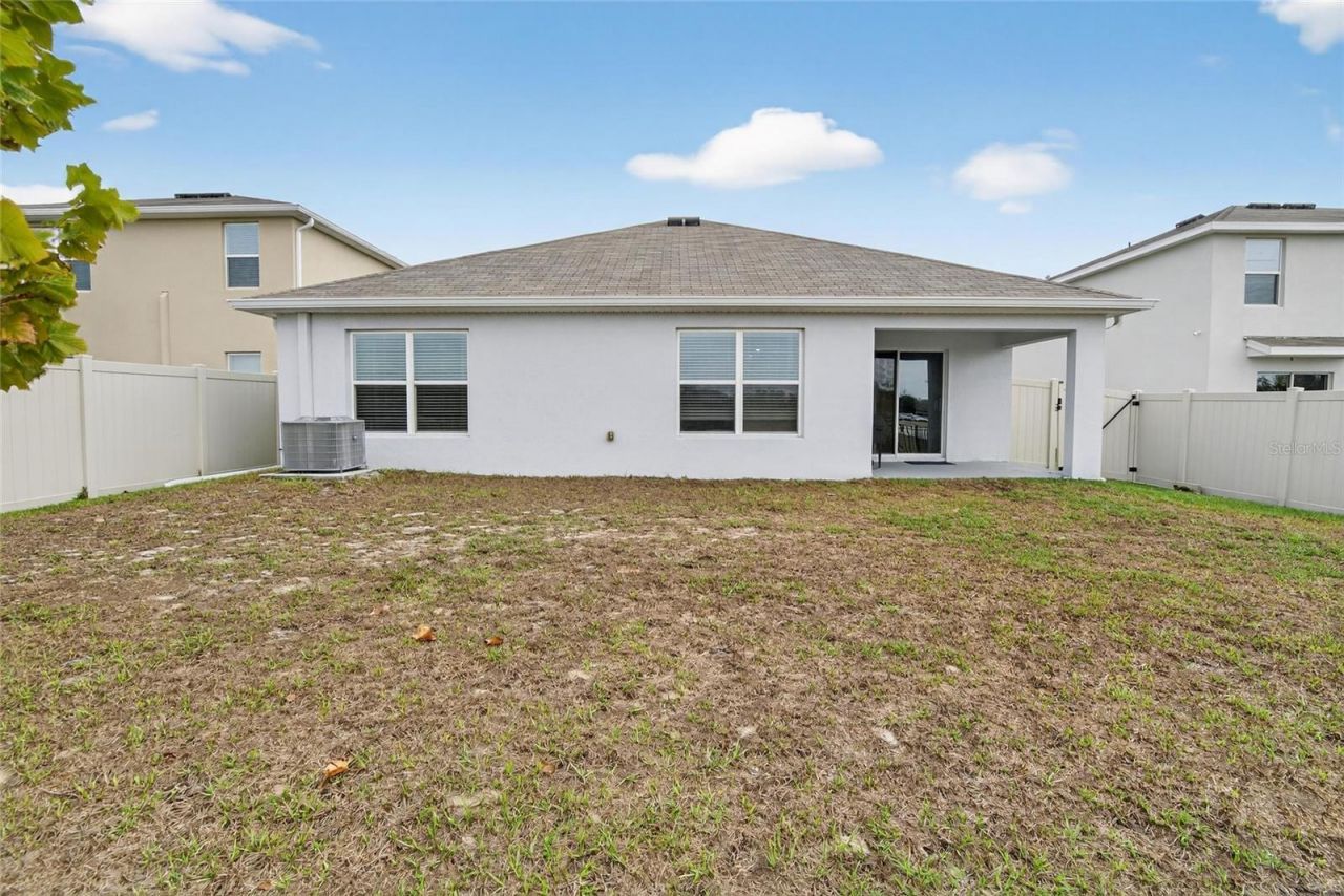7511 Rosewood Garden Loop, Tampa, FL 33637 Photo