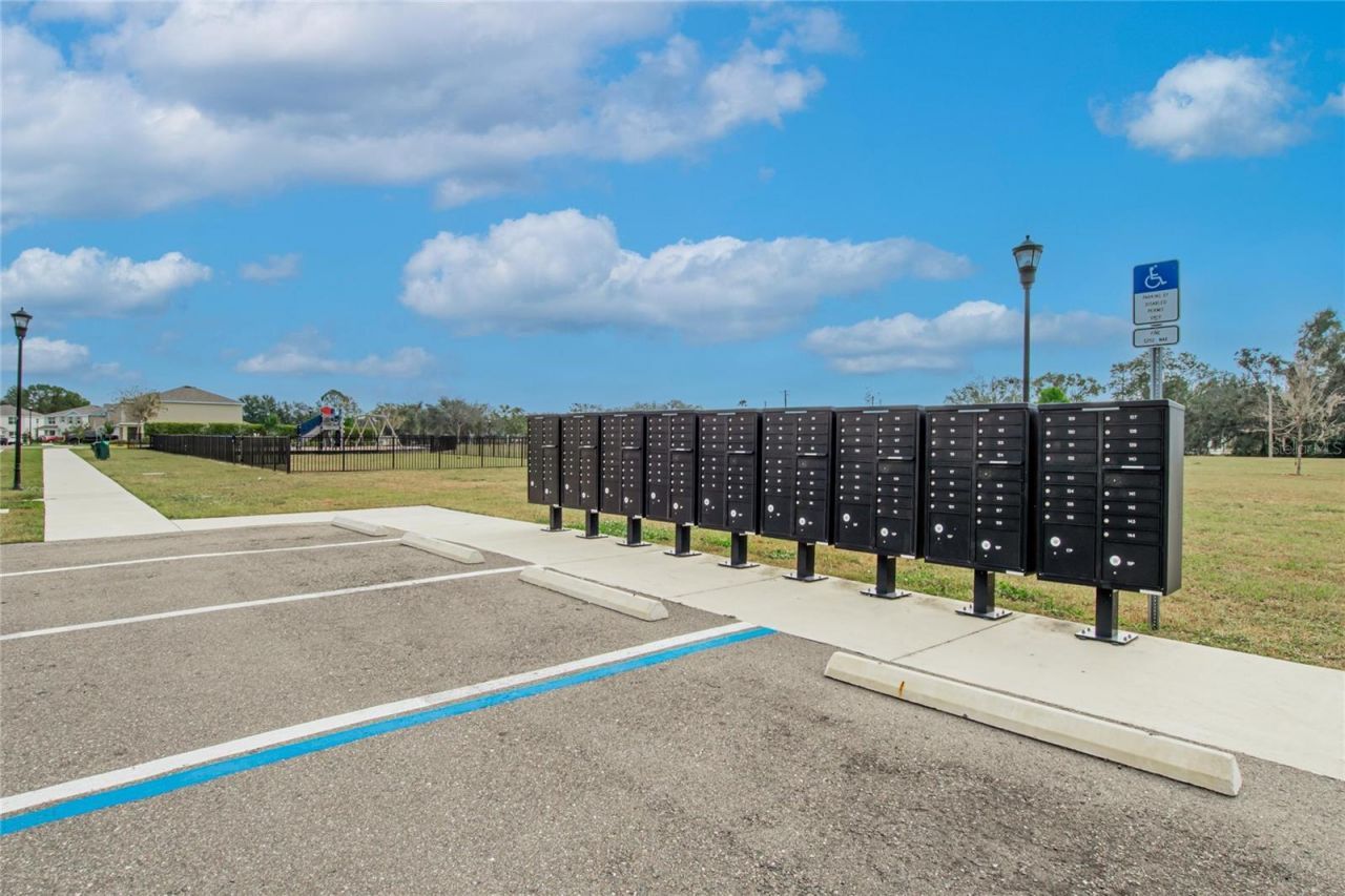 7511 Rosewood Garden Loop, Tampa, FL 33637 Photo