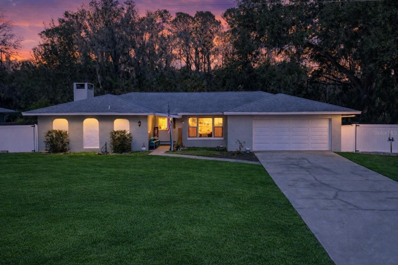 611 Little Wekiva Road, Altamonte Springs, FL 32714 Main Photo