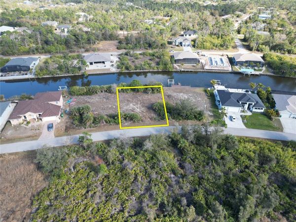 8258 SANTA CRUZ DRIVE, PORT CHARLOTTE, FL 33981