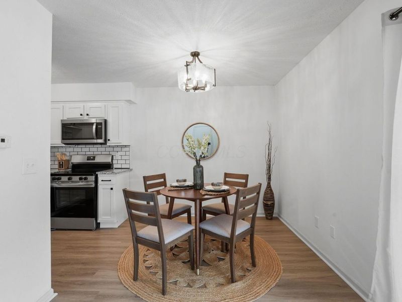 625 Country Club Drive, Unit H4, Newark, OH 43055 Photo 14