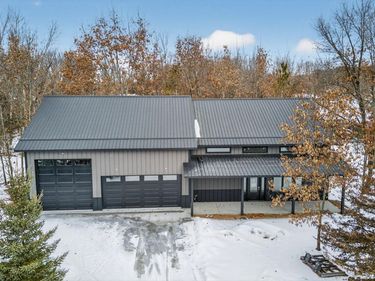 67466 152nd Avenue, Wabasha, MN 55981