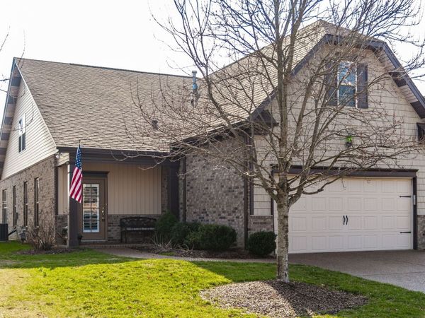 110 Trenton Ln, Hendersonville, TN 37075