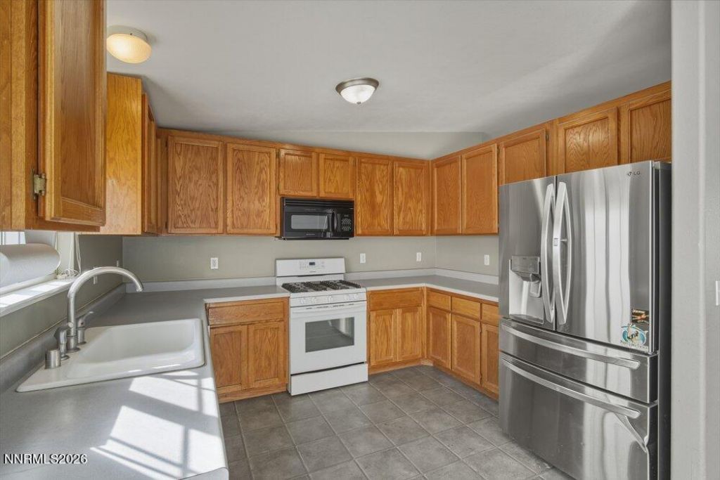 912 Nicole Street, Dayton, NV 89403 Photo