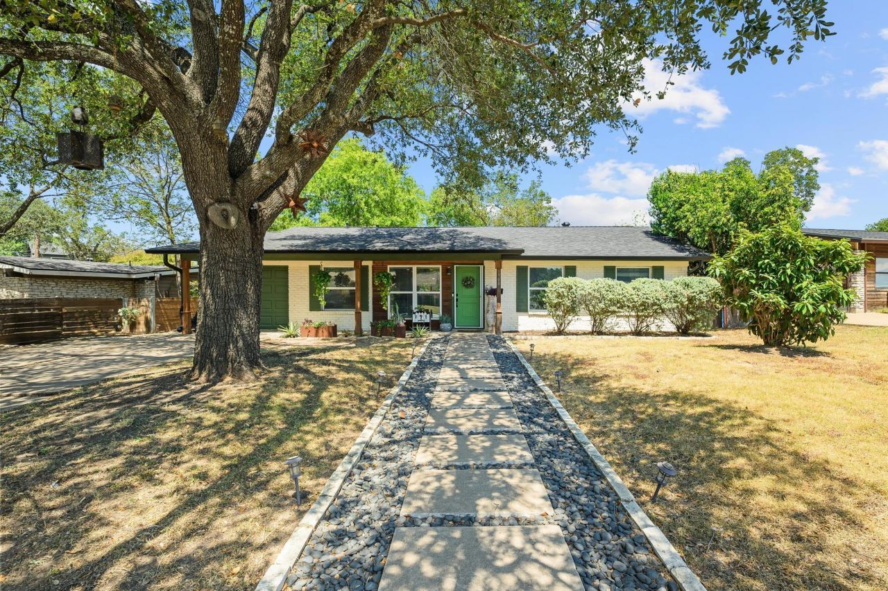 1900 Ohlen Rd, Austin, TX 78757 Main Photo