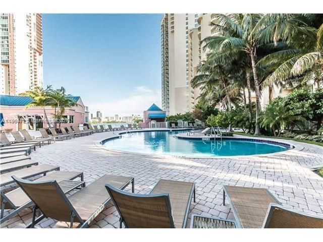 3330 NE 190th St, Unit 1117, Aventura, FL 33180 Photo