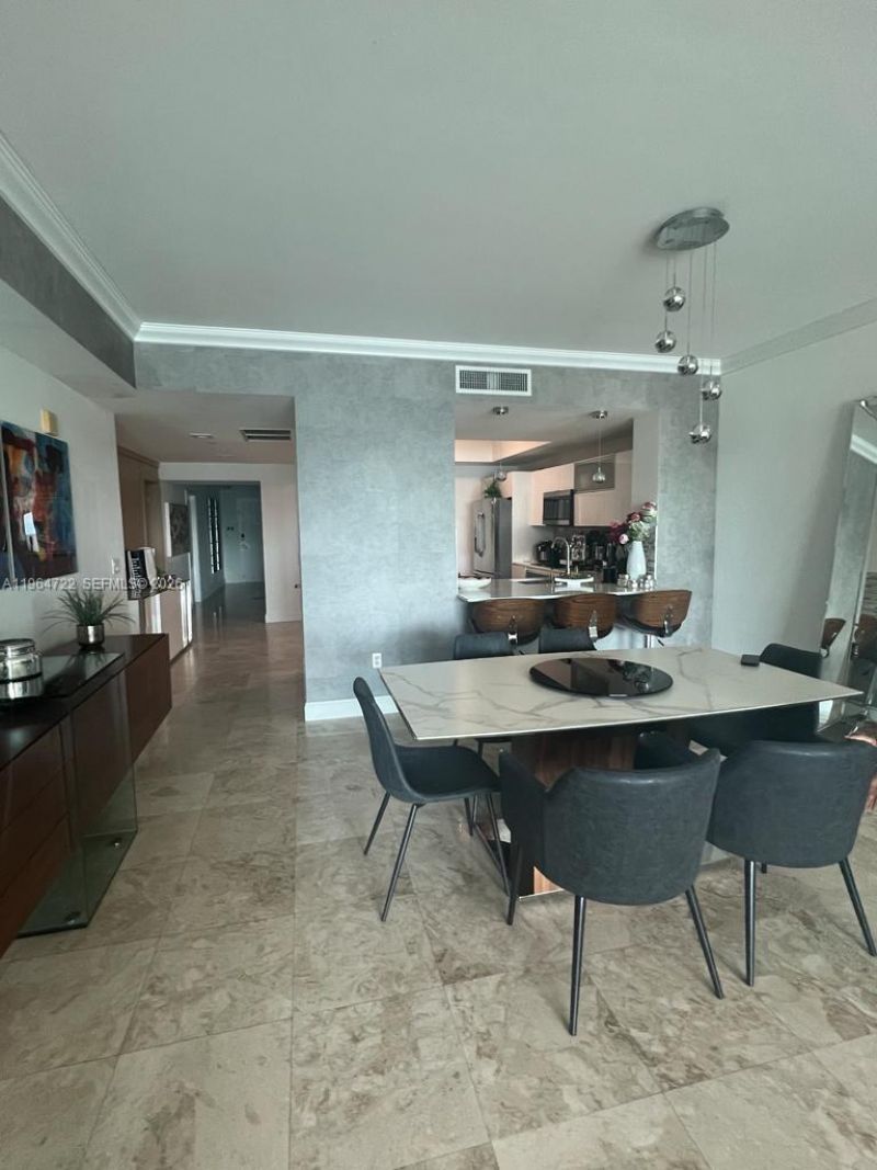 3330 NE 190th St, Unit 1117, Aventura, FL 33180 Photo